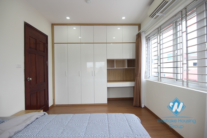 Nice and new one bed apartment for rent on Yen Phu island, Tay Ho
